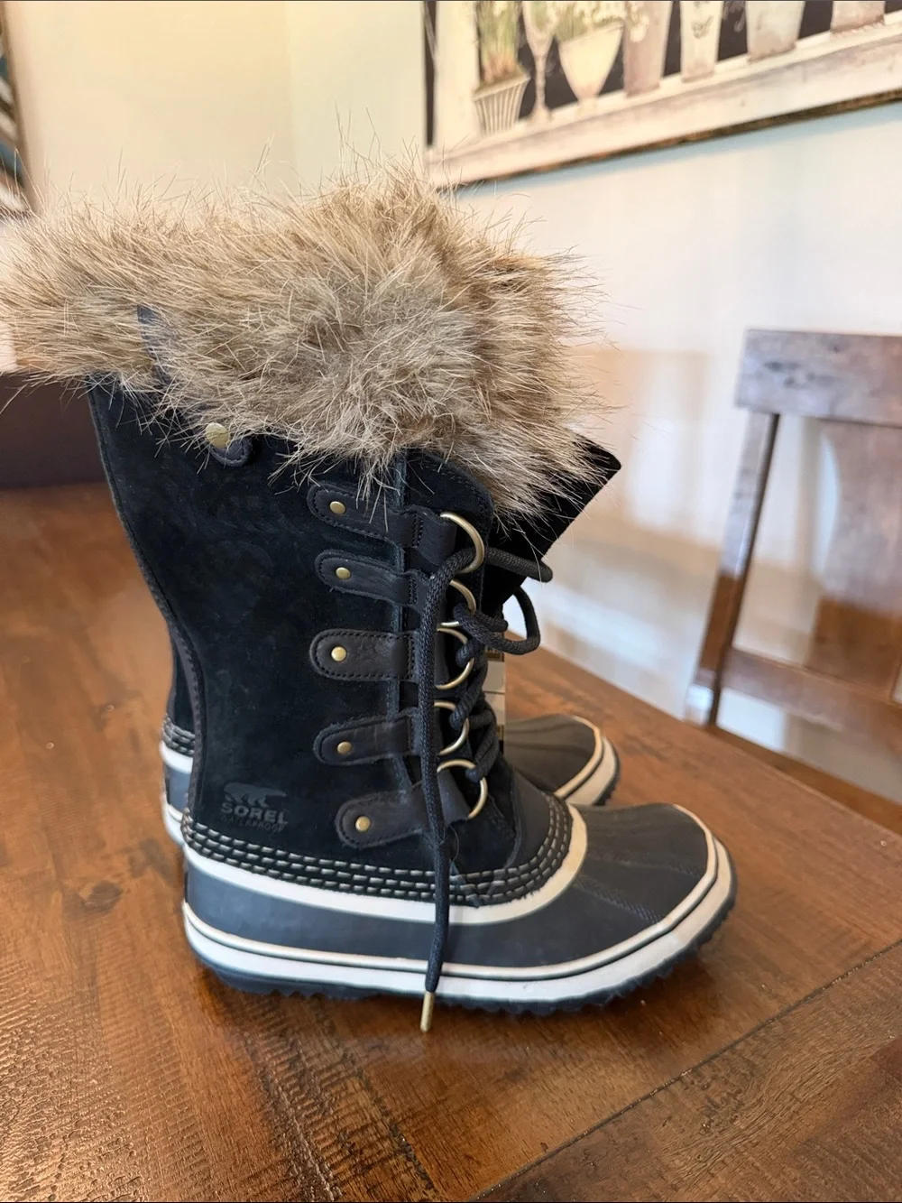 Sorel Joan of Arctic boots Black Faux Fur Lace-Up Winter Boots